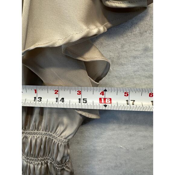 White House Black Market Silky Babydoll Button Front Top Ruching V Neck GORGEOUS - Picture 7 of 9